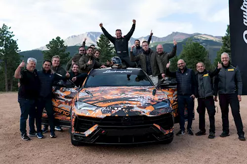 New Lamborghini Urus breaks record on Pikes Peak hill cli...